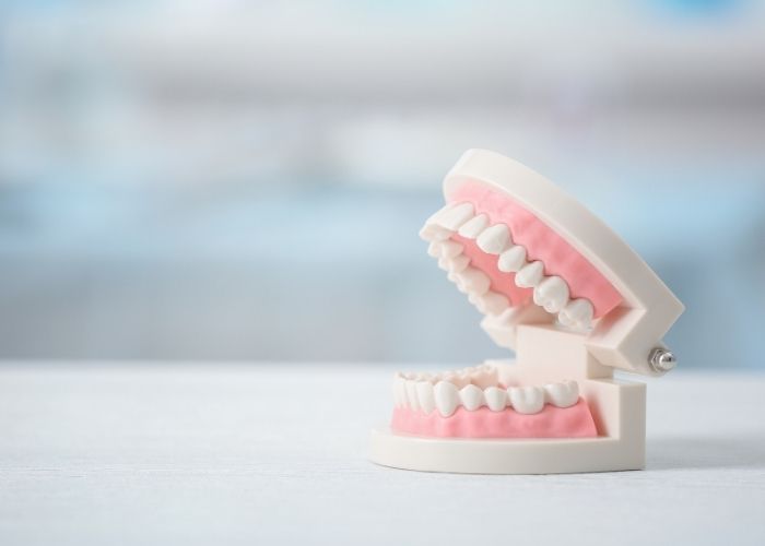 custom dentures treatment plymouth